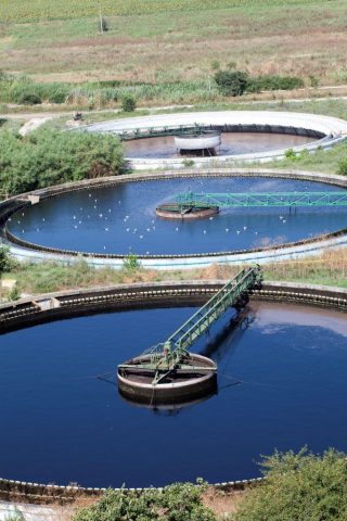 Hellas Environmen επεξεργασία αστικών και βιομηχανικών αποβλήτων.
